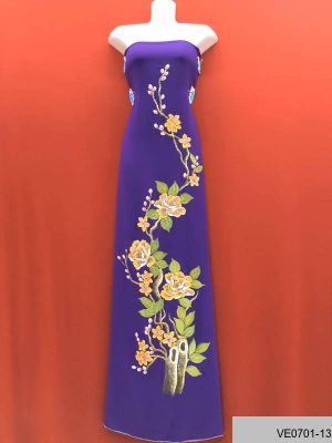 1626408633 64 vai ao dai thai tuan ve hoa (8)